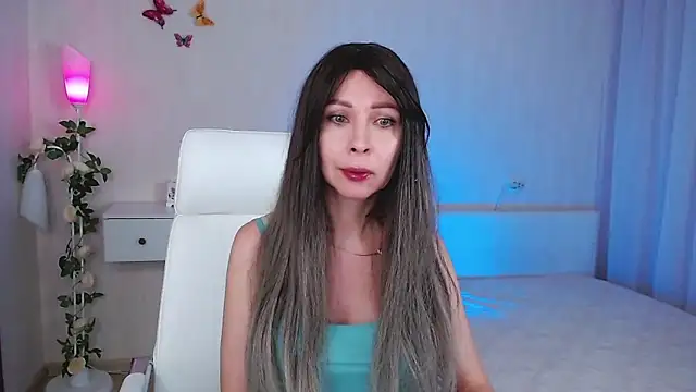 Snapshot of wendifoste chatting on 02-03-25, 07:42 wendifoste online show from 02-03-25, 07:42