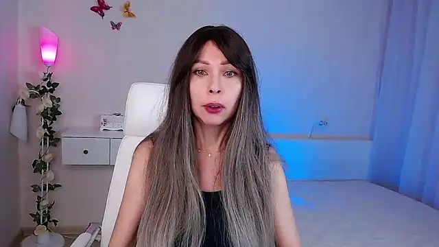 Snapshot of wendifoste chatting on 02-13-25, 06:59 wendifoste online show from 02-13-25, 06:59