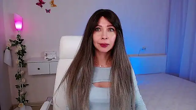 Snapshot of wendifoste chatting on 02-17-25, 08:36 wendifoste online show from 02-17-25, 08:36