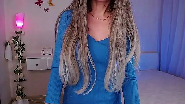 Snapshot of wendifoste chatting on 02-24-25, 08:03 wendifoste online show from 02-24-25, 08:03