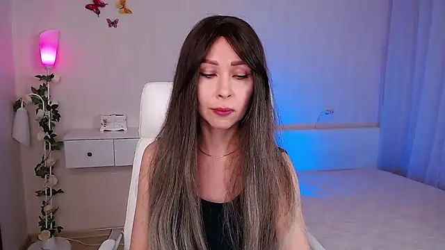 Snapshot of wendifoste chatting on 02-25-25, 04:21 wendifoste online show from 02-25-25, 04:21