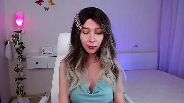 Snapshot of wendifoste chatting on 03-07-25, 07:49 wendifoste online show from 03-07-25, 07:49