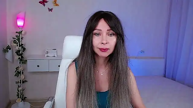 Snapshot of wendifoste chatting on 03-13-25, 07:06 wendifoste online show from 03-13-25, 07:06