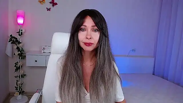 Snapshot of wendifoste chatting on 09-30-25, 04:45 wendifoste online show from 09-30-25, 04:45