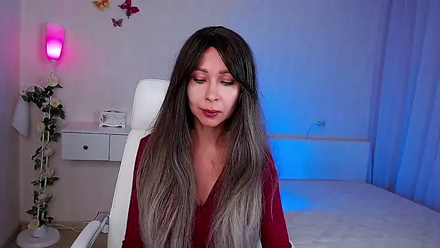 Snapshot of wendifoste chatting on 10-16-25, 04:52 wendifoste online show from 10-16-25, 04:52