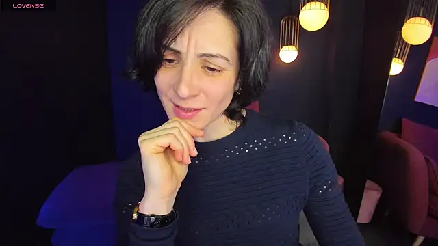 LorenDaze online show from 12-13-24, 02:05