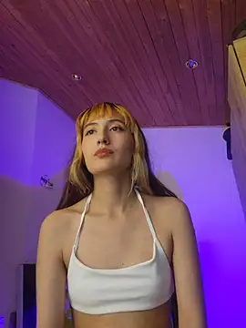 Snapshot of lola_vlad chatting on 05-09-26, 11:32 lola vlad online show from 05-09-26, 11:32