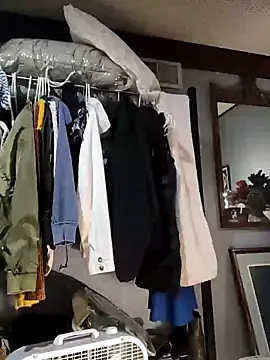 eatmeplease44 online show from 01-28-25, 05:00