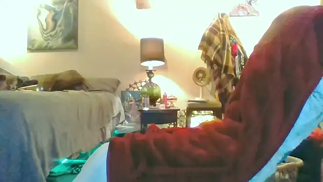 eatmeplease44 online show from 09-26-25, 01:59