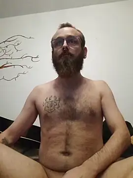 Snapshot of Dust420 chatting on 12-14-25, 10:58 Dust420 online show from 12-14-25, 10:58