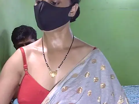 Indian Horny Wife online show from 06-25-26, 03:06