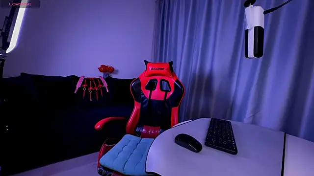 DivineBite online show from 03-22-25, 06:14