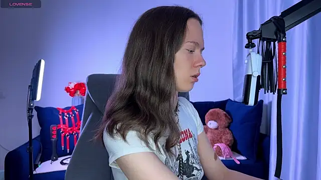 DivineBite online show from 09-11-25, 04:18