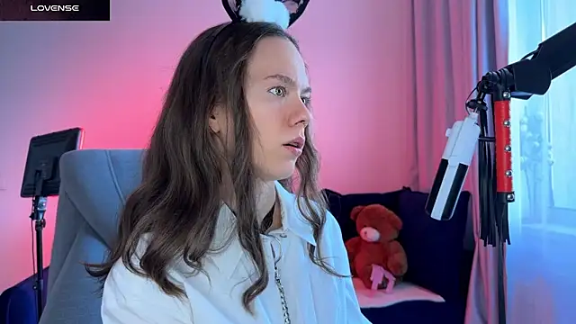 DivineBite online show from 09-17-25, 02:08