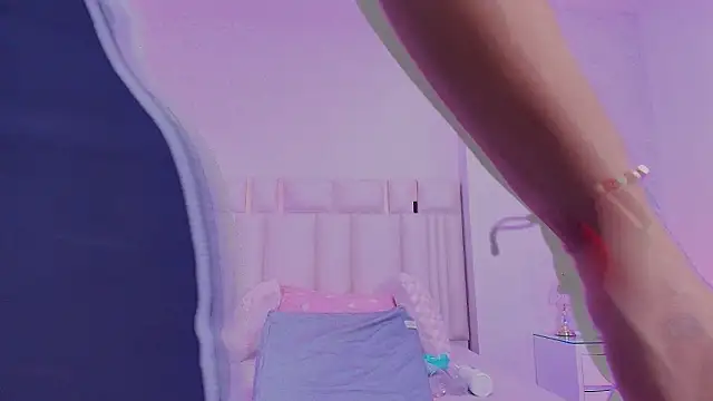  carolina fox online show from 03-13-26, 03:24