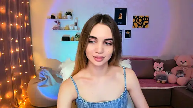 aPieceOfJoy online show from 12-22-24, 01:55