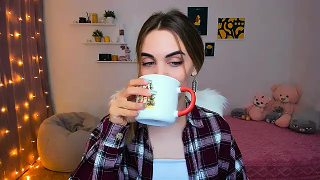 aPieceOfJoy online show from 01-11-25, 08:32