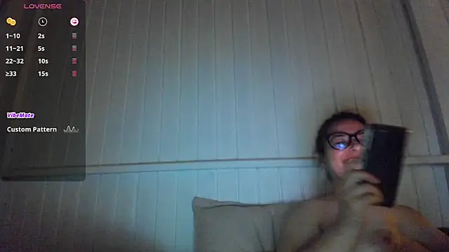 Snapshot of anna_love_hot chatting on 02-06-25, 06:02 anna love hot online show from 02-06-25, 06:02