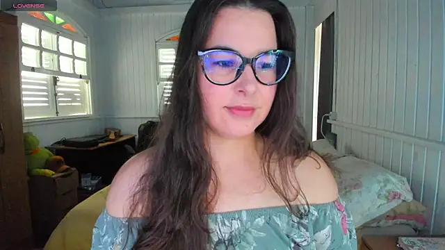 Snapshot of anna_love_hot chatting on 09-15-25, 03:56 anna love hot online show from 09-15-25, 03:56