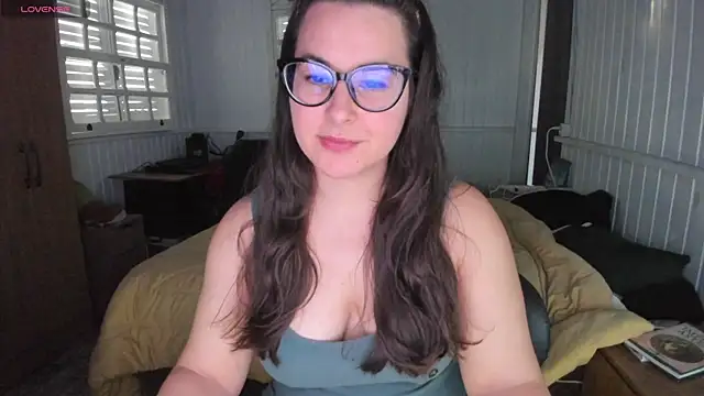 Snapshot of anna_love_hot chatting on 10-09-25, 08:40 anna love hot online show from 10-09-25, 08:40