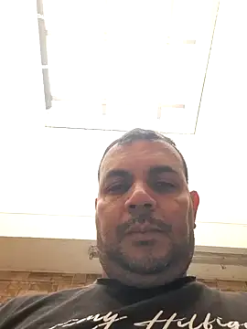 Snapshot of Ben_joseph1976 chatting on 12-31-24, 03:20 Ben joseph1976 online show from 12-31-24, 03:20