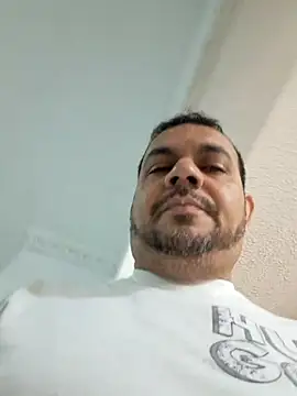 Snapshot of Ben_joseph1976 chatting on 12-17-25, 02:12 Ben joseph1976 online show from 12-17-25, 02:12