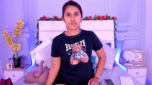 Karlagonzales  online show from 03-07-25, 07:27