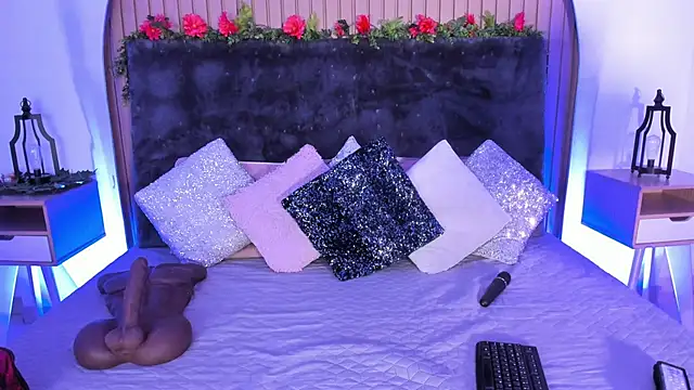 Karlagonzales  online show from 10-24-25, 10:11