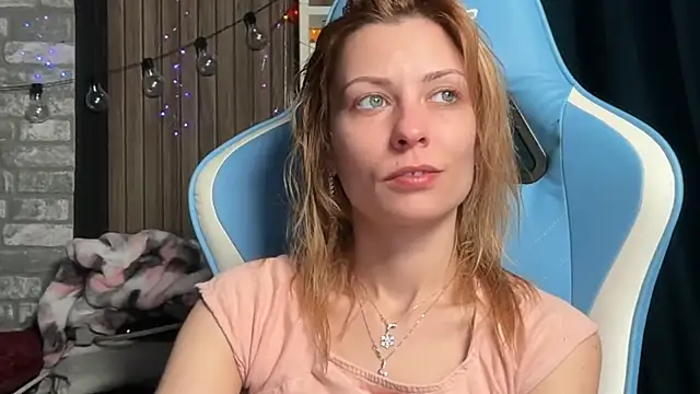 karo123421 online show from 02-11-26, 09:31