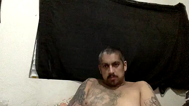 Snapshot of Vision1285 chatting on 02-03-25, 02:14 Vision1285 online show from 02-03-25, 02:14