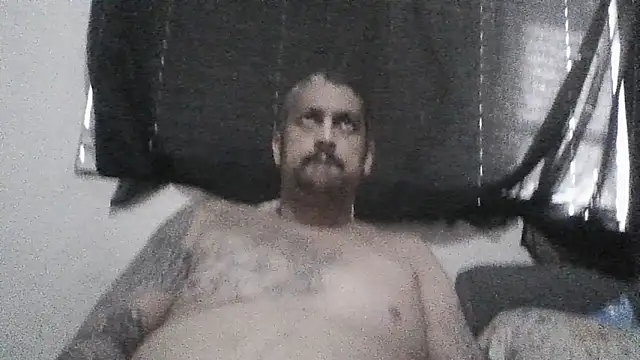 Snapshot of Vision1285 chatting on 02-09-25, 08:34 Vision1285 online show from 02-09-25, 08:34