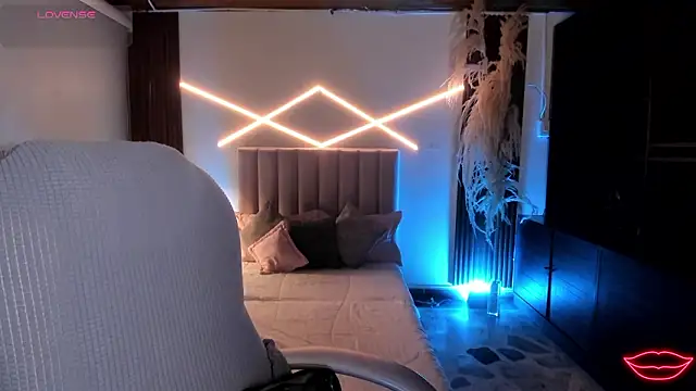 Veronicalanx1 online show from 02-12-26, 12:11