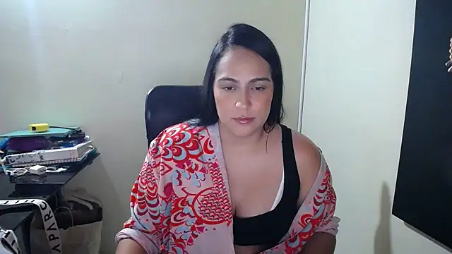 kendall 52 online show from 02-05-25, 01:11