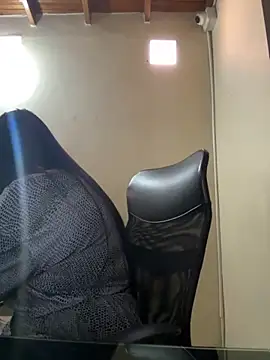 kendall 52 online show from 09-10-25, 08:09