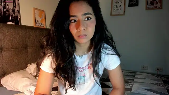 Snapshot of valeryvegas_2 chatting on 10-06-25, 02:53 valeryvegas 2 online show from 10-06-25, 02:53