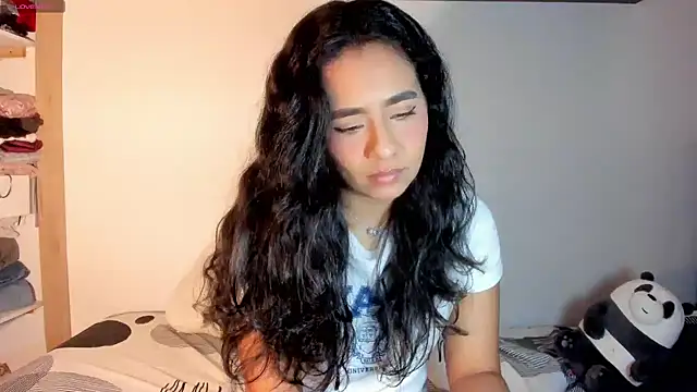 Snapshot of valeryvegas_2 chatting on 10-24-25, 01:24 valeryvegas 2 online show from 10-24-25, 01:24