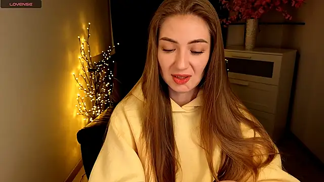 Adelyna Bird online show from 05-31-26, 07:15