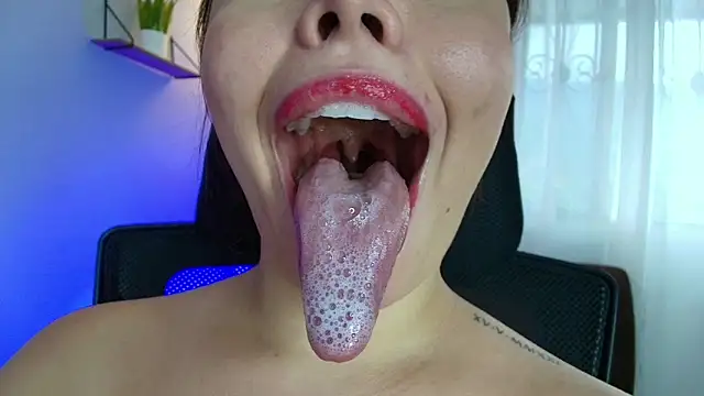 Snapshot of lisbet21x chatting on 03-11-25, 10:09 lisbet21x online show from 03-11-25, 10:09