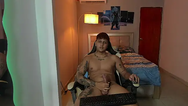 Snapshot of Jake_simons chatting on 12-07-24, 08:55 Jake simons online show from 12-07-24, 08:55