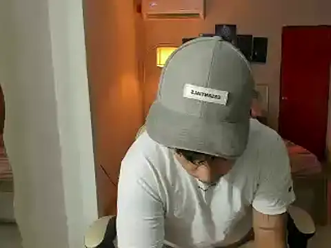 Snapshot of Jake_simons chatting on 03-09-25, 02:07 Jake simons online show from 03-09-25, 02:07