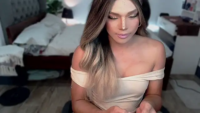 Snapshot of liaa_lurrecams chatting on 09-12-25, 10:15 liaa lurrecams online show from 09-12-25, 10:15