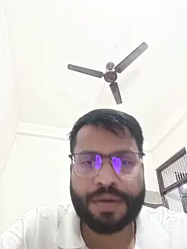 Snapshot of hindisexboy25year chatting on 11-20-25, 10:59 hindisexboy25year online show from 11-20-25, 10:59