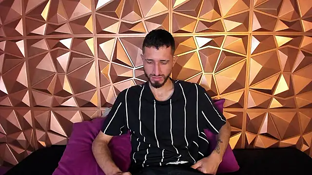 Snapshot of sam_bisex chatting on 02-24-26, 02:31 sam bisex online show from 02-24-26, 02:31