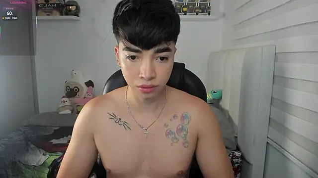 santy7v7 online show from 02-26-26, 01:32