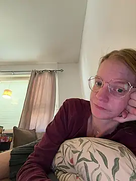 Snapshot of jannis1992 chatting on 05-07-26, 10:09 jannis1992 online show from 05-07-26, 10:09