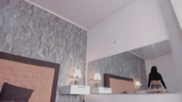 Lia sarahi online show from 11-06-25, 11:44