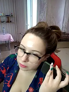 DienkaGreen online show from 12-26-24, 05:37