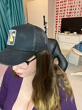 DienkaGreen online show from 02-08-26, 09:51