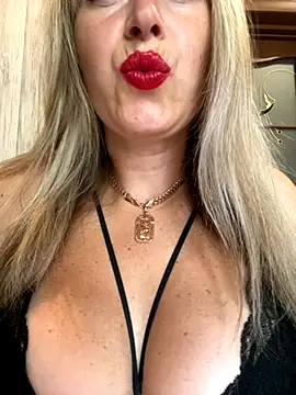 Kittenforyou online show from 09-12-25, 08:58