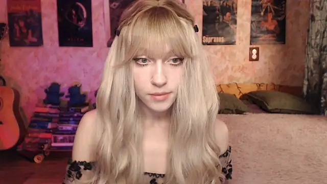 Friendly Ellie online show from 02-12-25, 11:09